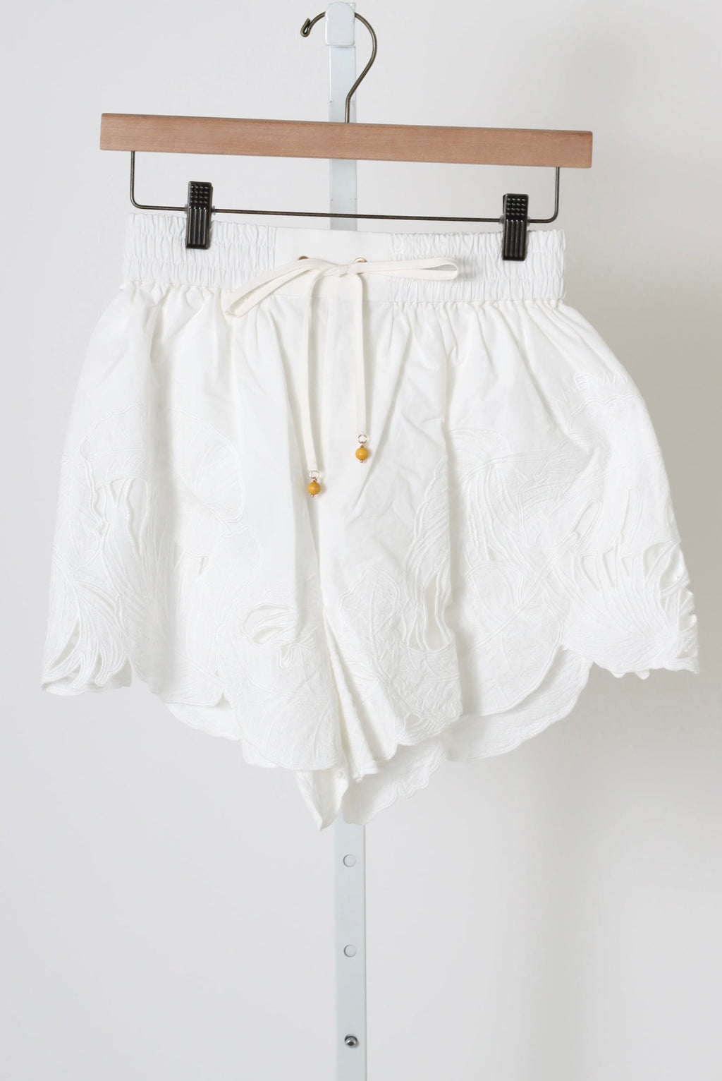Mahon Embroidered Short - Ivory